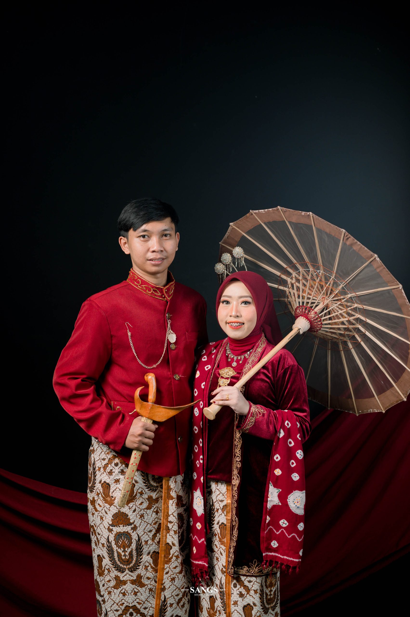 Aka & Anggi (4) Aka & Anggi (4)