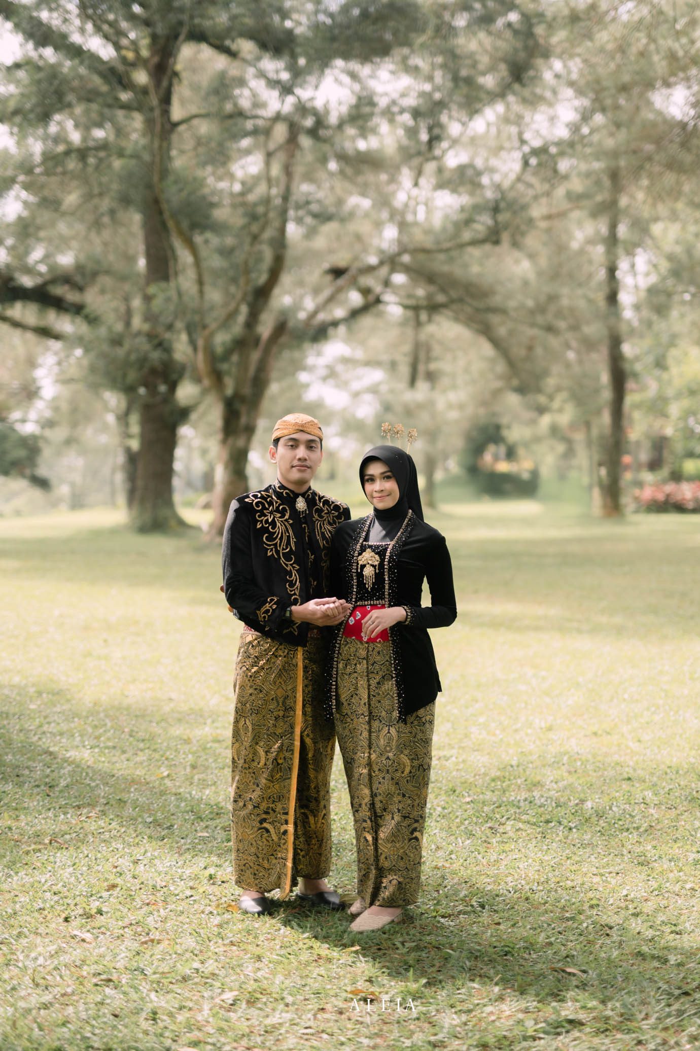 Indah & Rizky Isi (2) Indah & Rizky Isi (2)