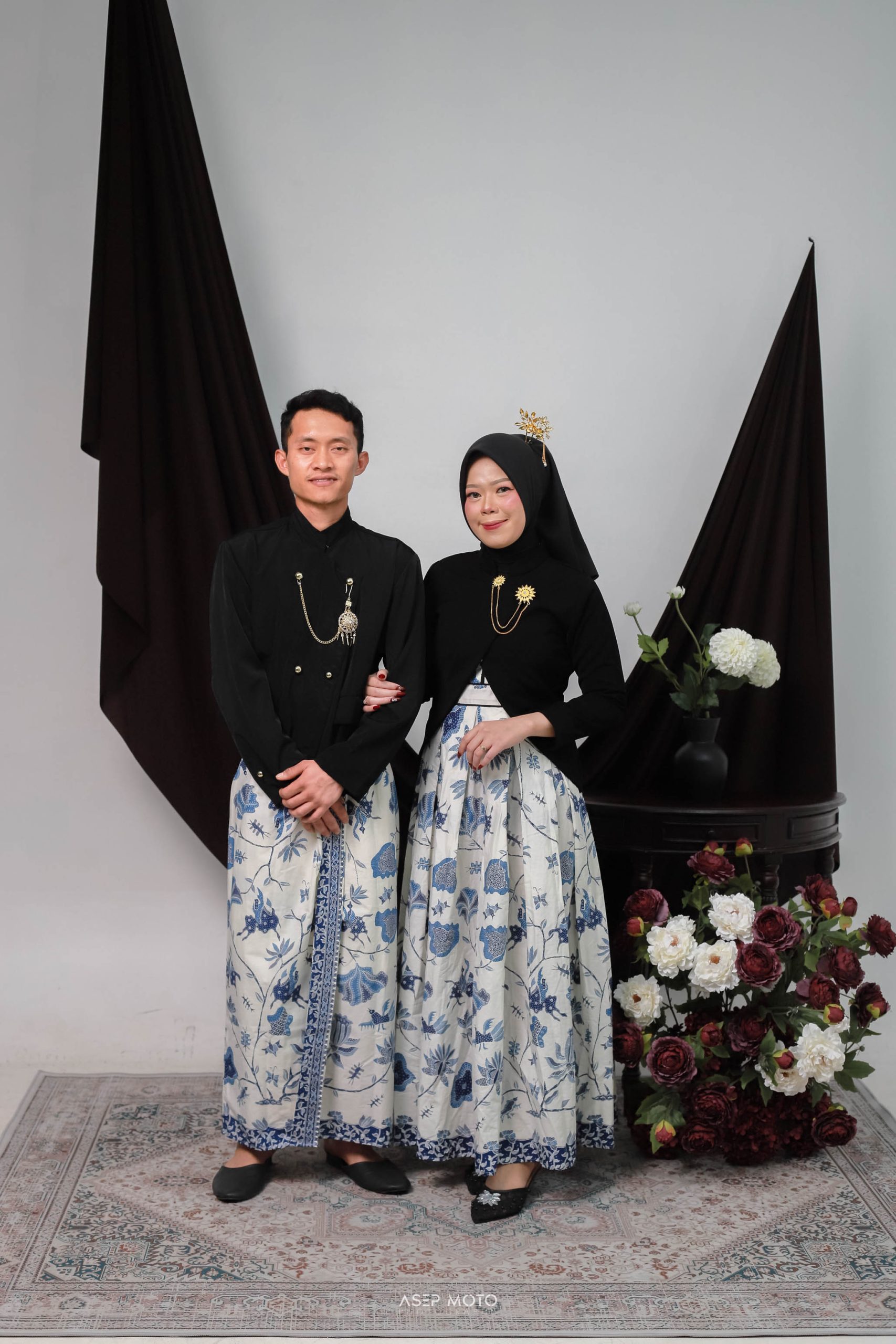 Nia & Asep (6) Nia & Asep (6)